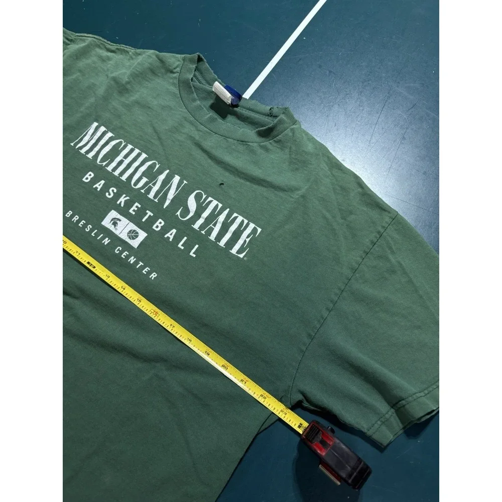Vtg 90s Michigan State Basketball T-Shirt Men's Large Faded Green Breslin Center